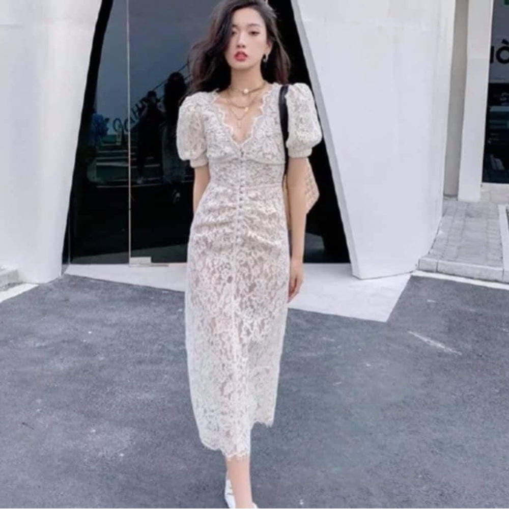 Self-portrait white lace dress